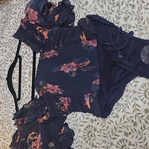 NWOT Intimately Free People Stop & Stare Bodysuit - Picture 8 of 8
